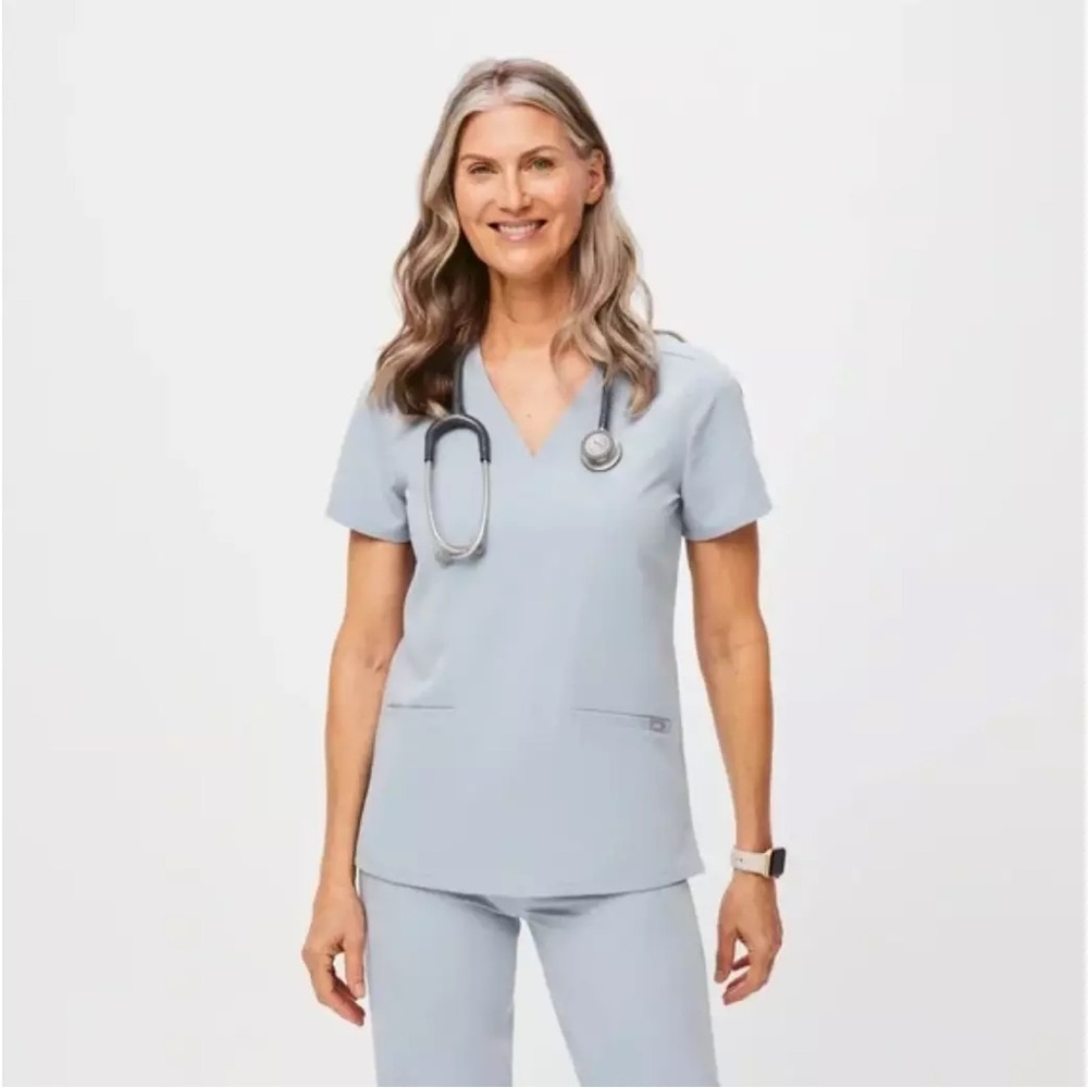 FIGS *LIMITED EDITION* Dusty Blue Casma Scrub Top Size Small